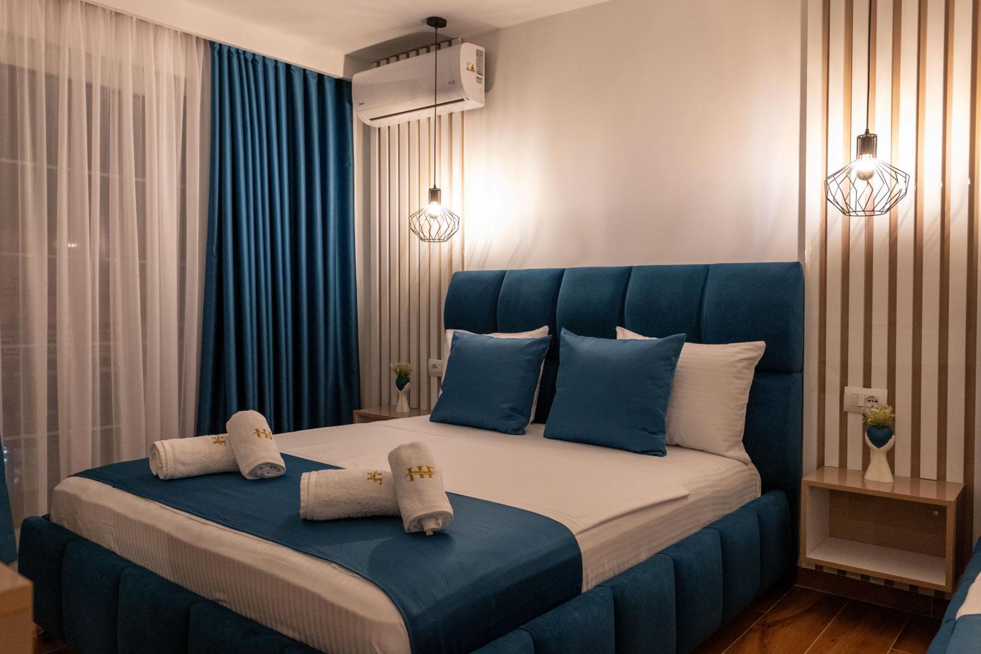Crown Hf Ksamil Apartment Luaran gambar