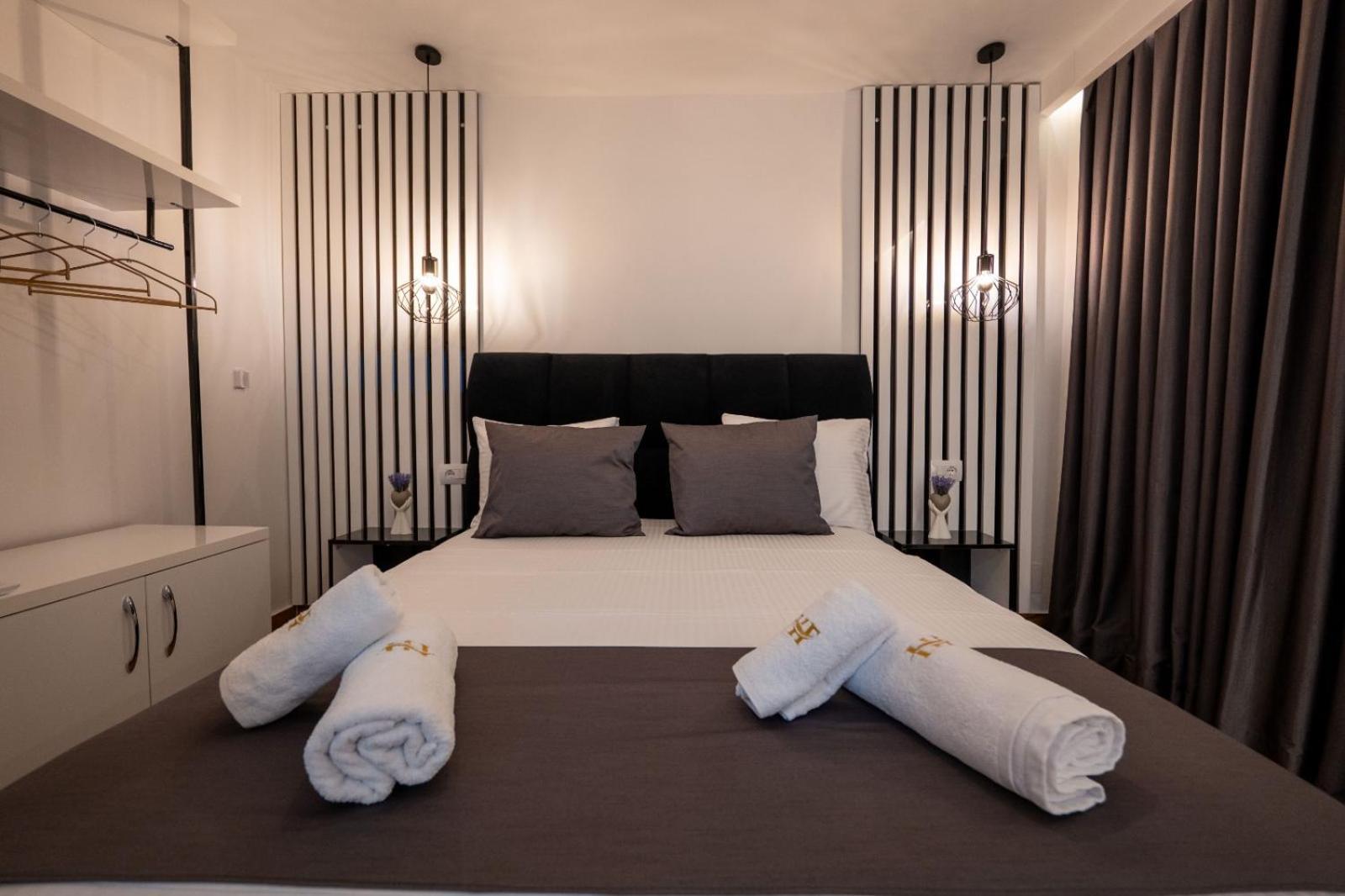 Crown Hf Ksamil Apartment Luaran gambar