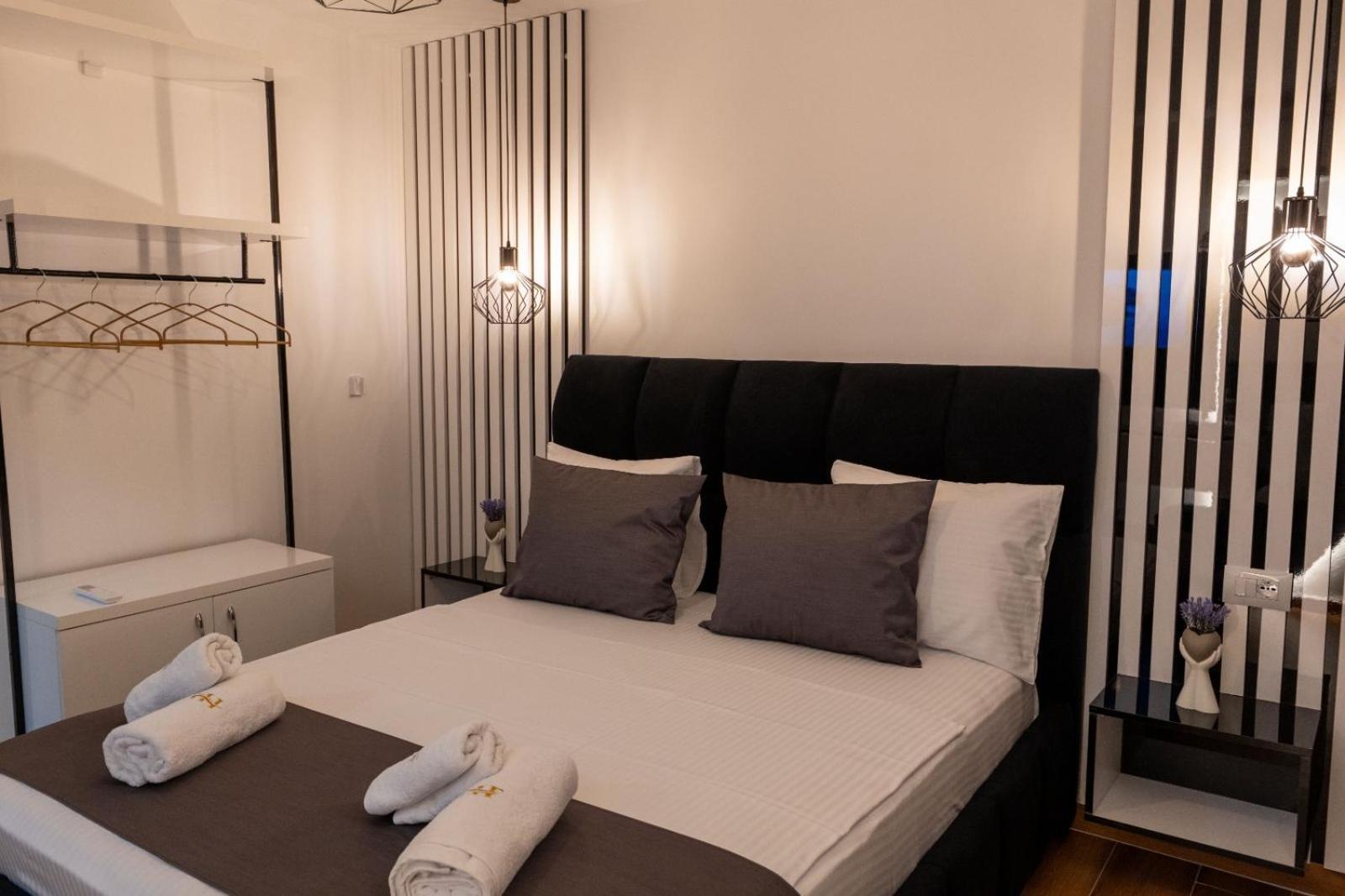 Crown Hf Ksamil Apartment Luaran gambar