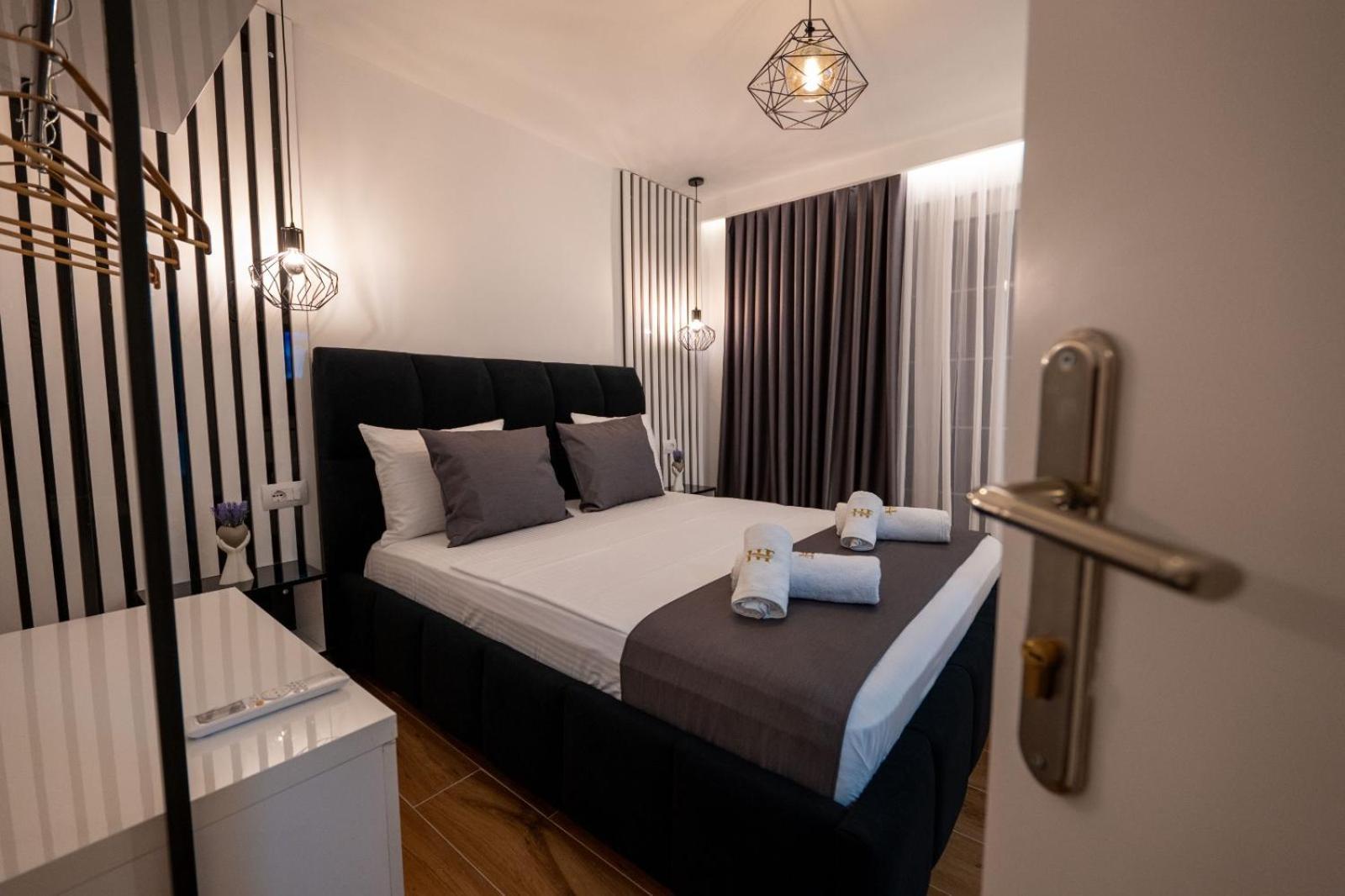 Crown Hf Ksamil Apartment Luaran gambar
