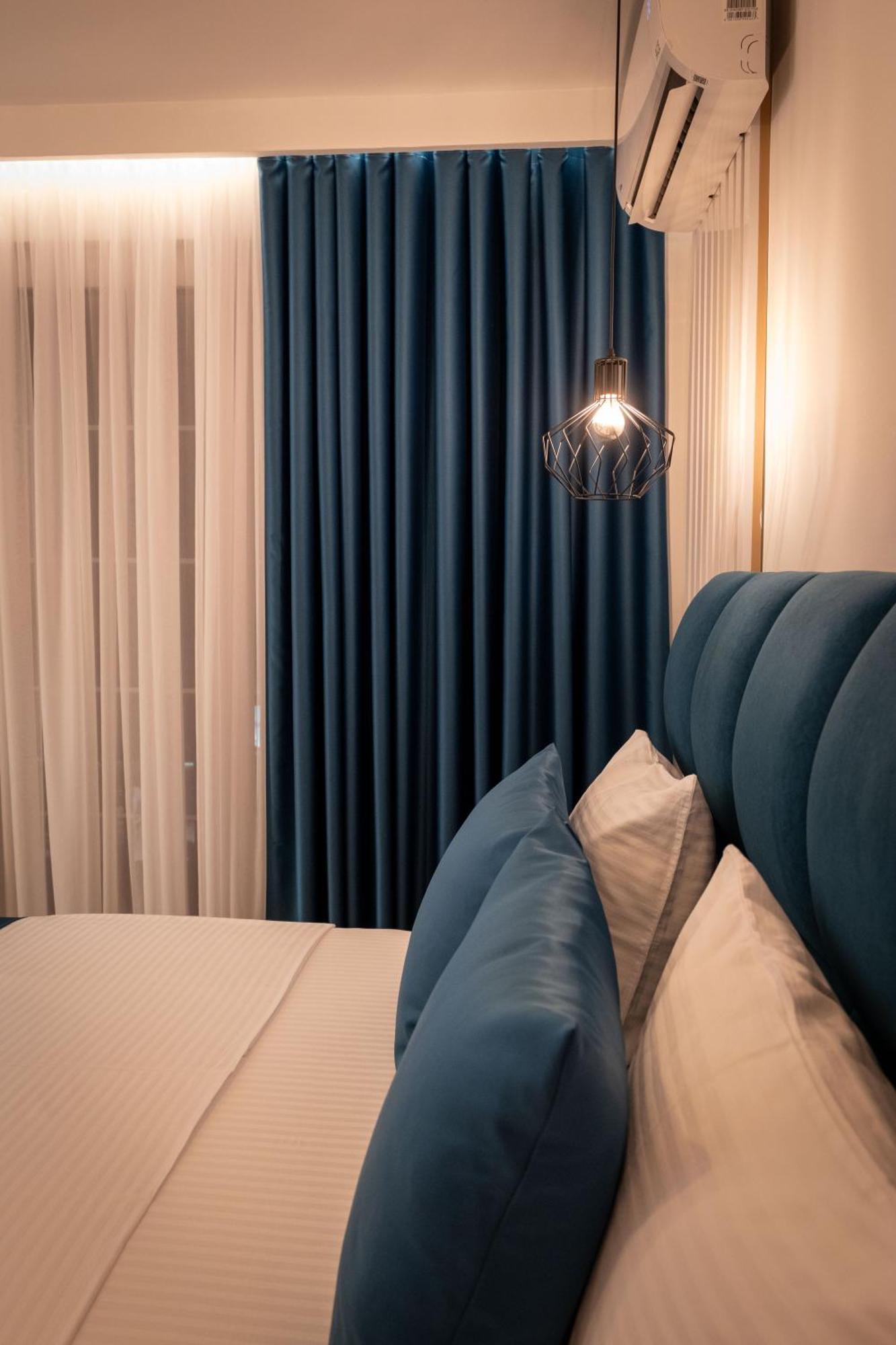 Crown Hf Ksamil Apartment Luaran gambar