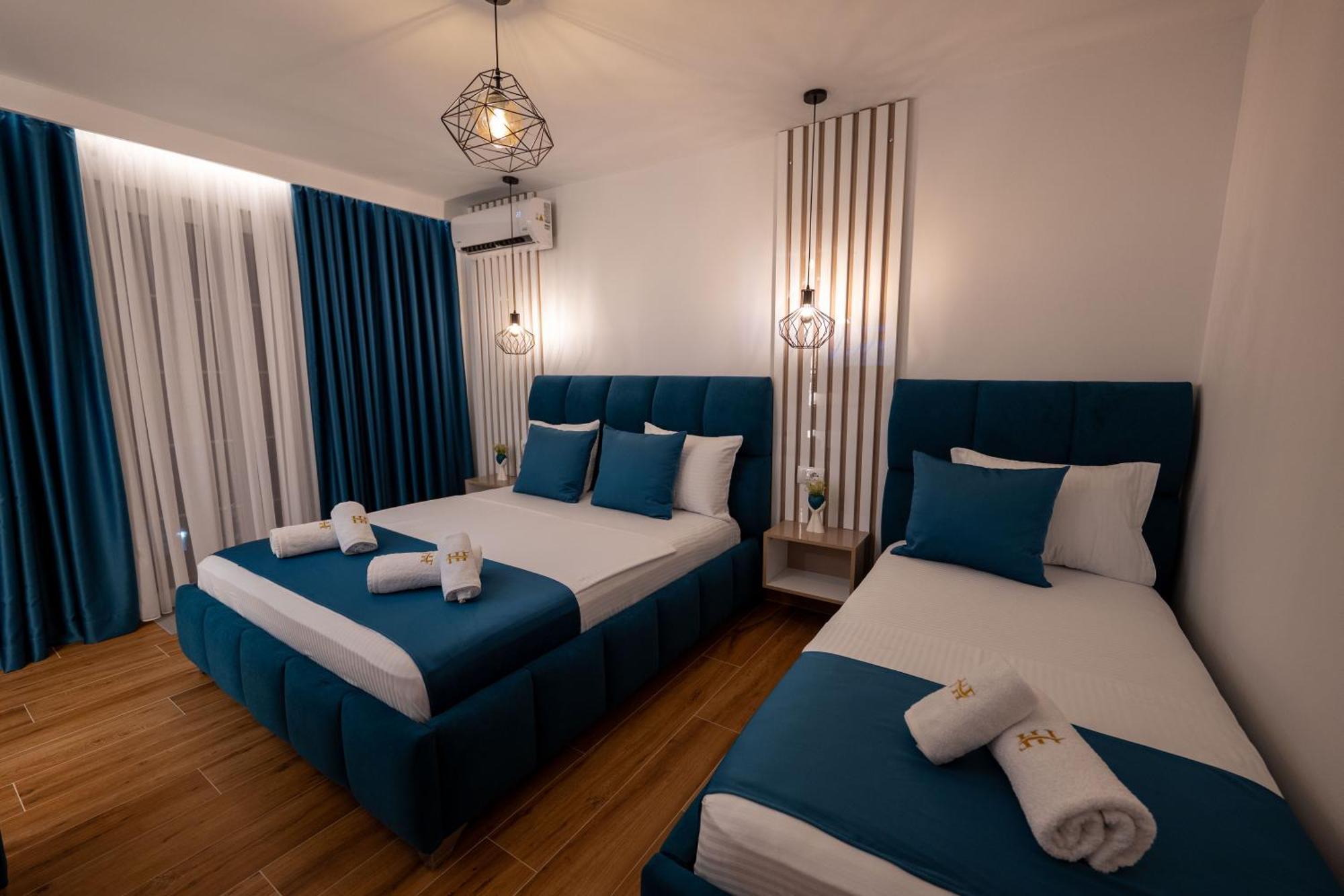 Crown Hf Ksamil Apartment Luaran gambar