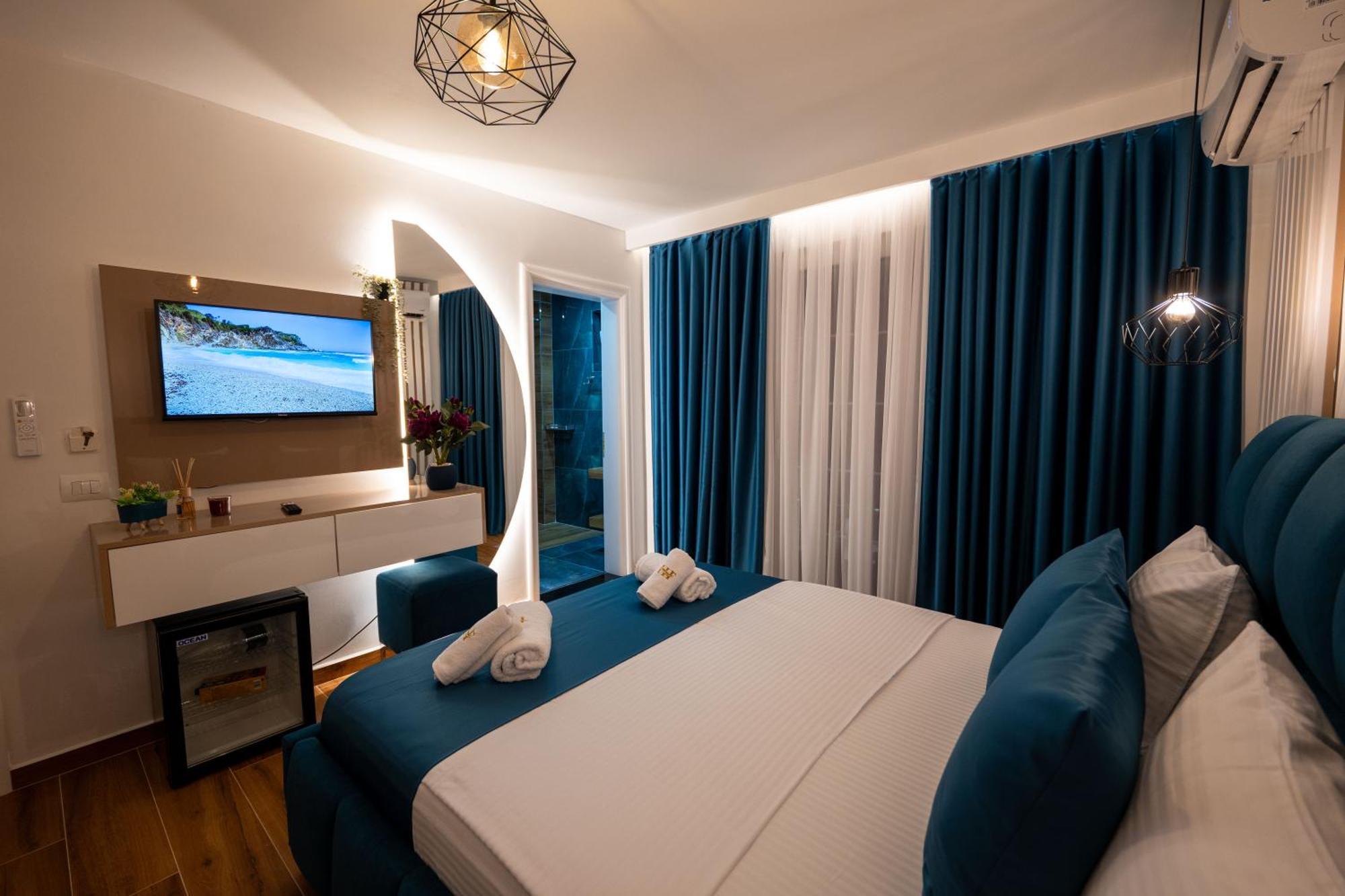 Crown Hf Ksamil Apartment Luaran gambar